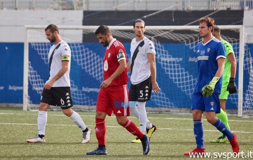 Calcio. Eccellenza. Lavagnese-Albenga la regina di tutte le partite domenicali, al &quot;Riboli&quot; si infiamma il testa a testa verso la Serie D