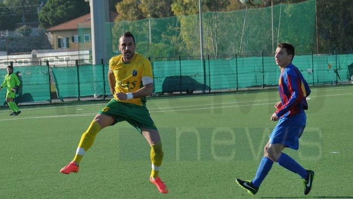 Calcio. Anche prima di Genoa - Cesena ci sarà un minuto di raccoglimento per Paolo Ceccarelli