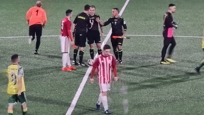 Calcio, Coppa Italia di Promozione. Apoteosi Carcarese, 3-0 alla Praese! sarà finale contro il Golfo Paradiso