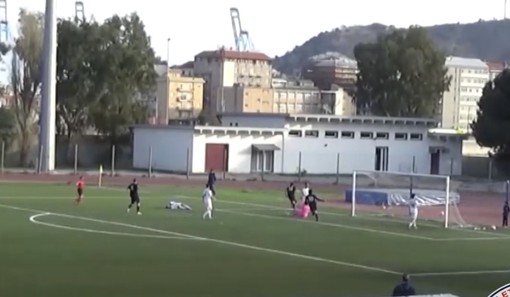 Calcio, Vado - Ligorna. Il gol di Cericola e le proteste rossoblu (VIDEO)