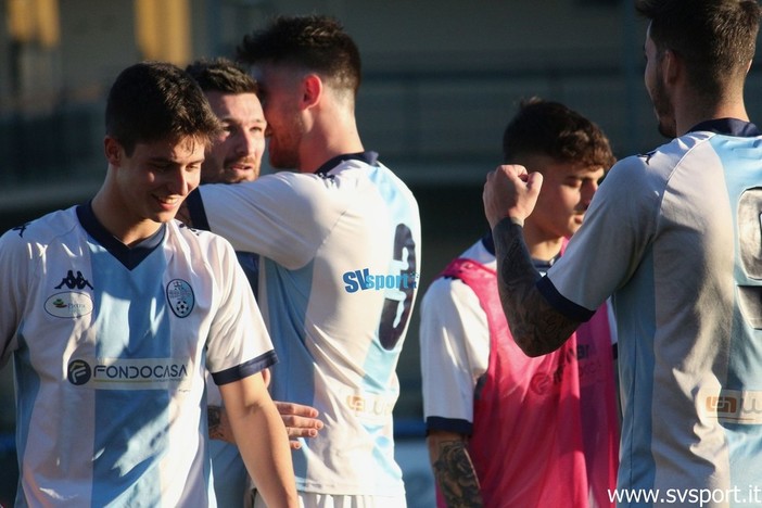 Calcio. Il Pietra Ligure è sempre più corsaro, i gol di Rovere e Dominici valgono i tre punti in casa della Genova Calcio