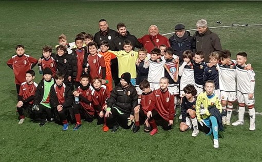 Calcio, Veloce. Giovedì rossoblu per l'Under 10 di mister De Luca, ieri l'amichevole con i pari età del Genoa