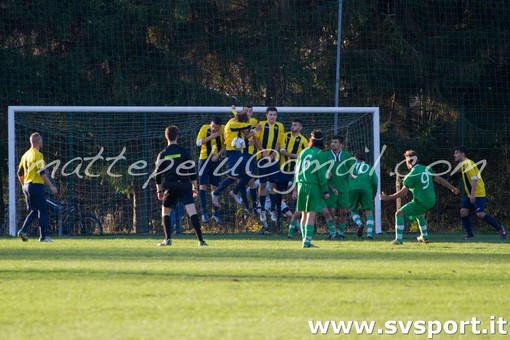 Calcio, Cairese. La puntualizzazione di Chiarlone: &quot;Il rigore del Bragno non c'era, netto quello su Canaparo&quot;