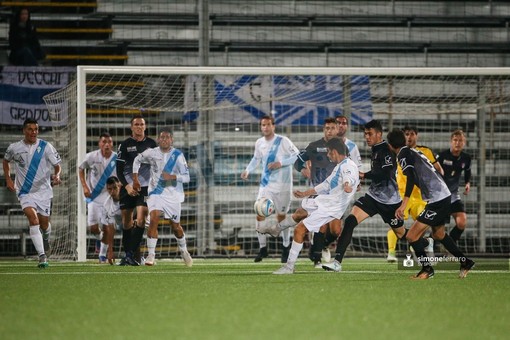 Calcio, Albissola. Arriva la Carrarese macchina da gol, ma i ceramisti vogliono ritrovare punti salvezza