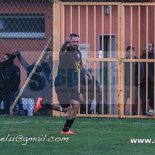 Calcio, Soccer Borghetto. Decide sempre Carparelli, la doppietta del bomber biancorosso piega il Masone