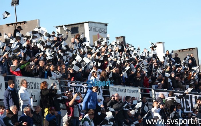 Calcio, Albenga. I Fedelissimi confemano i propri dubbi: &quot;Nessun riscontro positivo dalla società, ma il nostro striscione non mancherà in trasferta&quot;