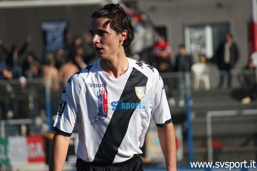 Calcio, Albenga. Dal vivaio sboccia un altro fiore, primo gol per Simone Mariani