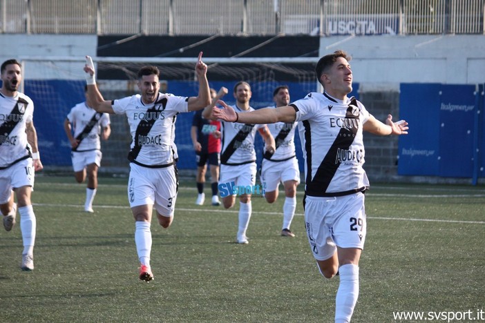 Calcio, Serie D. Un punto a testa per Albenga e Gozzano. Gli scatti dal Riva (FOTOGALLERY)