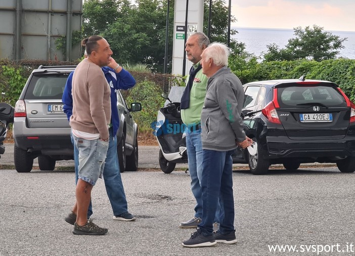 L'incontro di domenica scorsa tra Simone Sinopia e la dirigenza del Legino