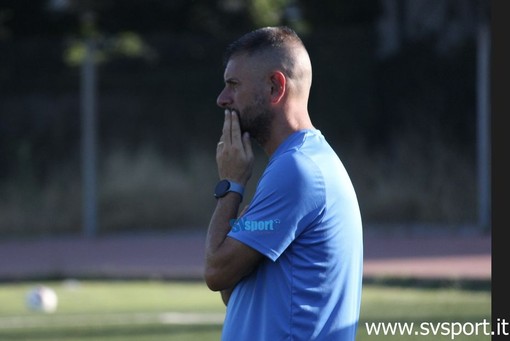 Calcio. Vado imballato con il Pietra, mister De Lucia rimanda ogni giudizio: &quot;Loro più brillanti, difficile avere spunti con questi carichi di lavoro&quot; (VIDEO)