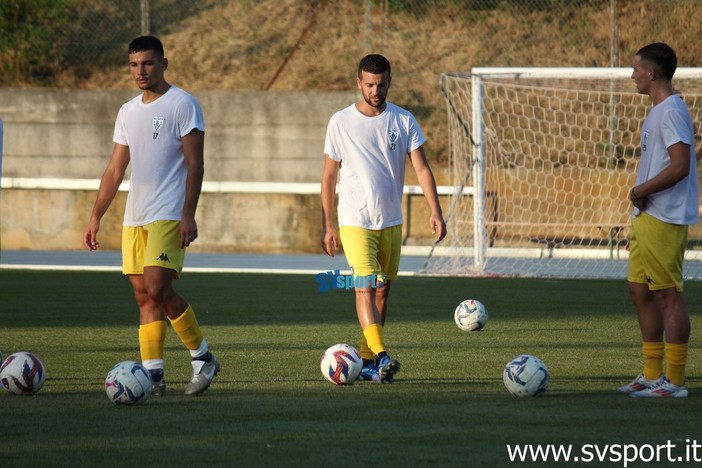 Calcio, Il Celle Varazze batte 2-0 la Juniores del Ligorna, a segno Anselmo e Righetti