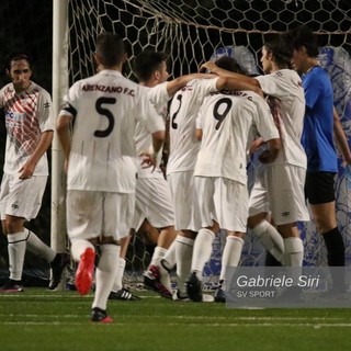 Calcio, Eccellenza. Sgambettone Arenzano all'Imperia, i crociati si impongono 3-2 nell'anticipo