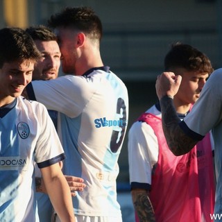 Calcio. Il Pietra Ligure è sempre più corsaro, i gol di Rovere e Dominici valgono i tre punti in casa della Genova Calcio