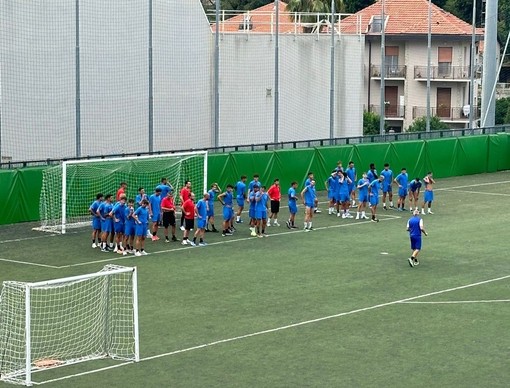 Calcio. Si avvicina Cairese - Imperia, nel mirino c'è sempre un difensore centrale per i nerazzurri