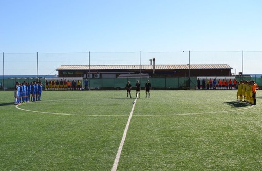 Calcio: un minuto di raccoglimento sarà osservato su tutti i campi in memoria di Daniele De Santis, l'arbitro di Lecce assassinato negli scorsi giorni