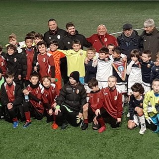 Calcio, Veloce. Giovedì rossoblu per l'Under 10 di mister De Luca, ieri l'amichevole con i pari età del Genoa