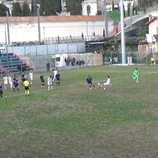 Calcio, Vado. A Imperia il pari arriva nel finale con Alfiero, gol contestato ma regolare per la punta rossoblu (VIDEO)