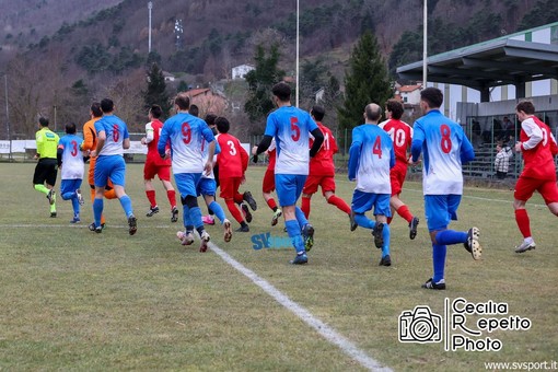 Calcio, Seconda Categoria B. Quinto posto nel mirino, stasera il recupero tra Pallare e Sassello