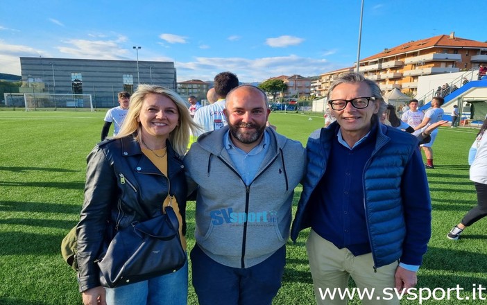 Calcio, Pontelungo. Anche il sindaco Tomatis e l'assessore Pelosi in campo per la promozione granata