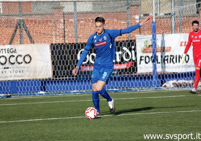 Samuele Scotto con la maglia del Fossano