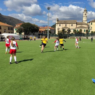 Calcio. L'istituto Ferraris Pancaldo di Savona vince il trofeo in memoria di Janira d'Amato