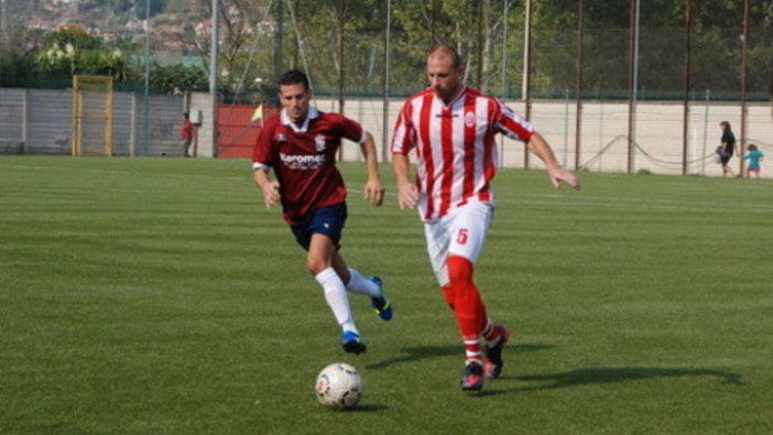 Calcio, Carcarese: Pino Caruso è il nuovo allenatore, lasciano Lorenzon e Ferrari