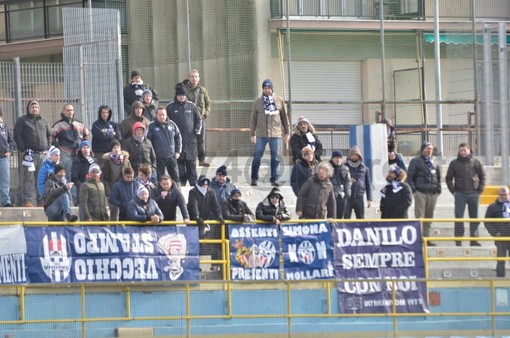 Calcio, Savona: Striscioni all'ennesima chiamata contro il tranquillo Pontedera