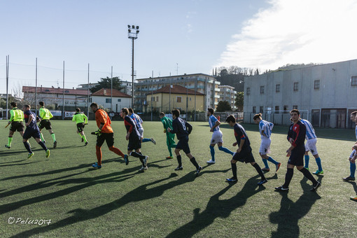 Calcio, la cronaca di Albissola - Vado (1-2)