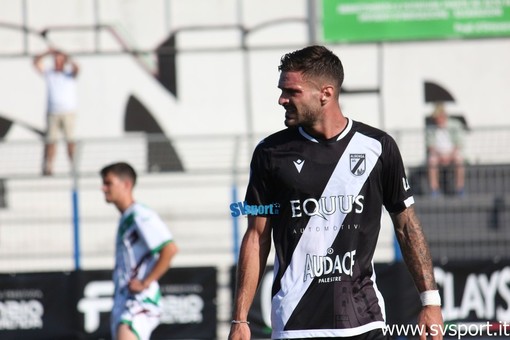 Calciomercato. Si ricompone la coppia ex Albenga, anche Esposito passa alla Folgore Caratese