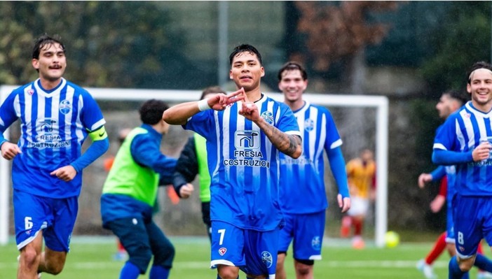 Calcio, Ceriale. L'ex Molina riprende il Finale al Borel: &quot;Un campo difficile in cui far punti. L'esultanza è dedicata a chi segue le mie partite da lassù&quot;