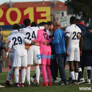 Calcio, Vado. Oggi il recupero con il Borgosesia. Lunardon elogia i rossoblu: &quot;Giocano il calcio più positivo, ma dobbiamo fare punti&quot;