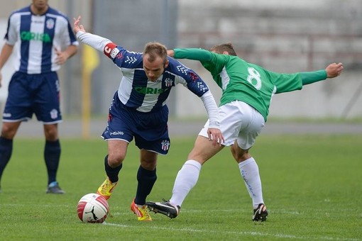 Allenamento differenziato per Giacomo Demartis, in ripresa dopo la microfrattura