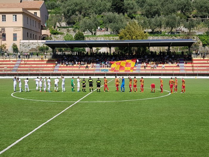 Calcio, Serie D. l'Albissola C crede sempre di più, i ceramisti battono 3-1 il Finale e restano in vetta