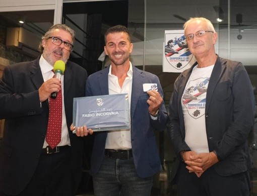 A Fabio Incorvaia il premio &quot;SampdoriAMO&quot; dal club &quot;Luca Vialli e Bobby Gol&quot;