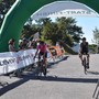 Nardin e Bisso vincono la Granfondo Alassio che chiude i circuiti Gran Trofeo Gs Alpi e Specialized Granfondo Series