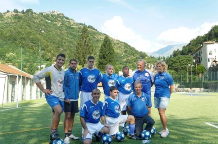 Calcio non vedenti: sabato prossimo la &quot;cena al buio&quot; organizzata dal Liguria Calcio