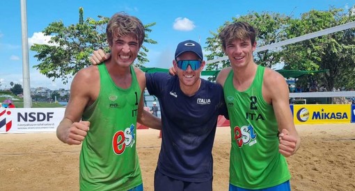 Beach Volley, Italia quinta al mondiale U-21 in Thailandia: sugli Azzurrini le mani e la mente savonese di Lele Sbravati