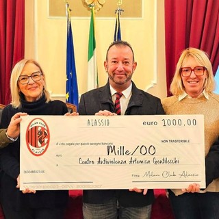 Solidarietà in campo: il Milan Club Alassio dona 1.000 euro al Centro Antiviolenza Artemisia Gentileschi