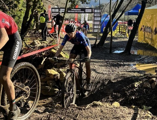 Mtb. Festa nel fango per i giovani campioni della Coppa Città di Albenga