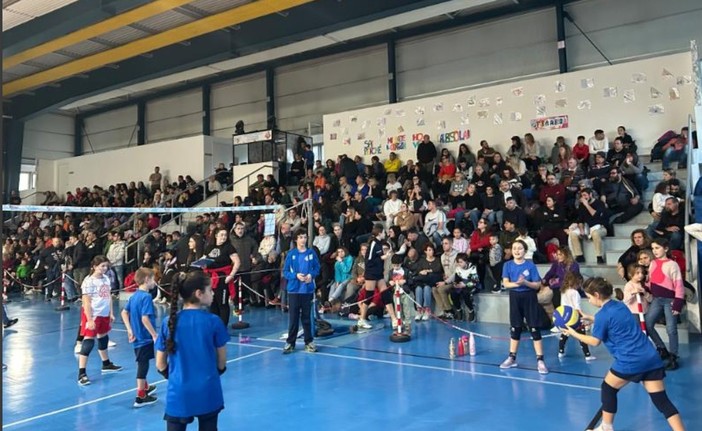 Mini Volley. Oltre 150 partecipanti hanno affollato il Pala Besio per il Terzo Trofeo Lions