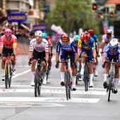 Milano - Sanremo. Sulle strade ponentine torna la gara in rosa, si disputerà nello stesso giorno della Classicissima