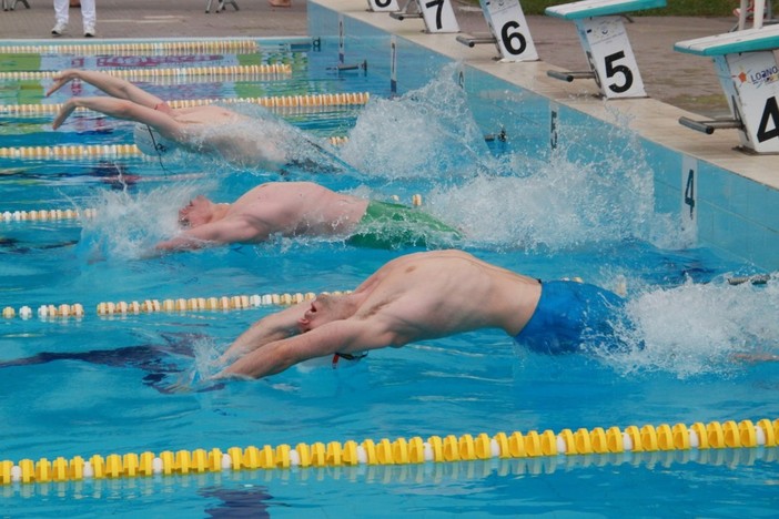 Nuoto, Csi. Amatori e Rari Nantes Savona a caccia di Spezia, successi anche per il Doria Nuoto Loano