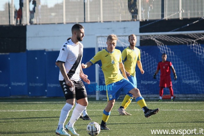 Calcio. Riparte anche l'Eccellenza con l'ultimo turno del girone d'andata: Albenga e Cairese tra le mura amiche, spicca anche Finale-Imperia