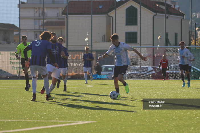 Calcio, Eccellenza. Tutto su playoff e playout, il Pietra fa visita all'Imperia per rimanere in corsa