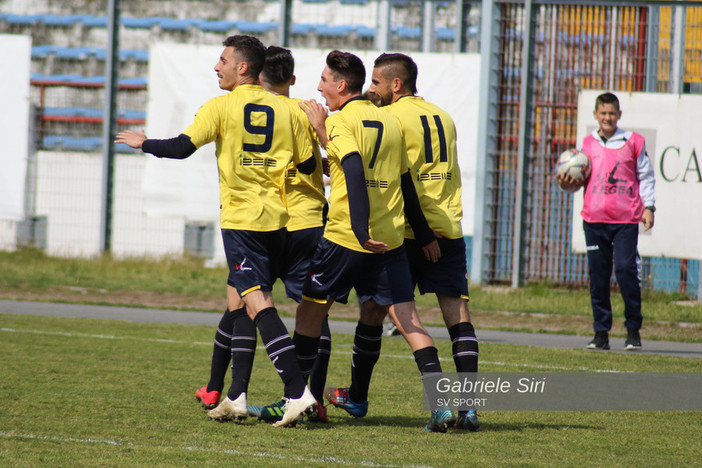 Calcio. Savona, è una questione di orgoglio: biancoblù di scena a Chieri per rialzare la testa