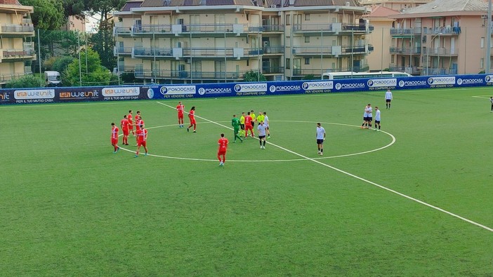 Calcio, Eccellenza. Dominici rilancia il Pietra: Genova Calcio battuta 1-0