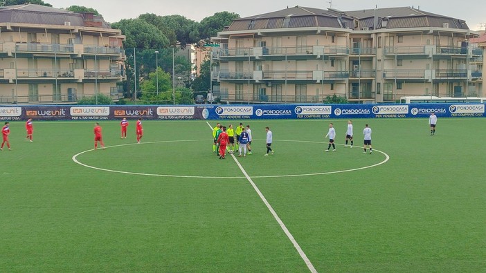 Calcio, Eccellenza. Il Pietra in casa non sbaglia: basta un tempo per domare il Campomorone 3-0