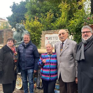 Pugilato. Roberto Bracco ha la sua piastrella sul Muretto di Alassio