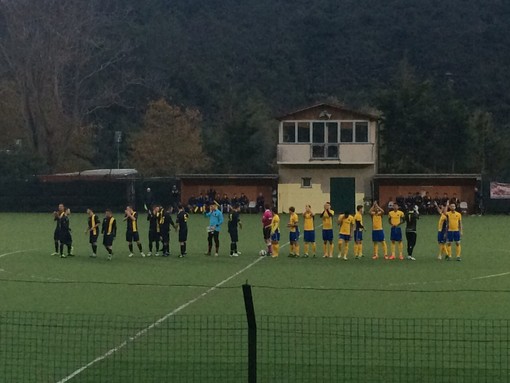 Calcio, Sciarborasca - Golfodianese. La partita è terminata regolarmente?