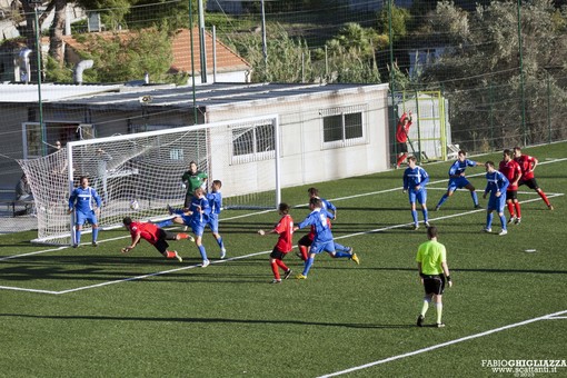 Calcio, Prima Categoria: tra Andora e Pietra in palio punti pesanti, il Golfodianese aspetta la Baia Alassio